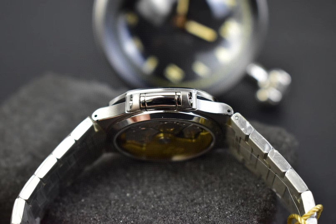 PATEK Nautilus 35mm Silver Black Dial