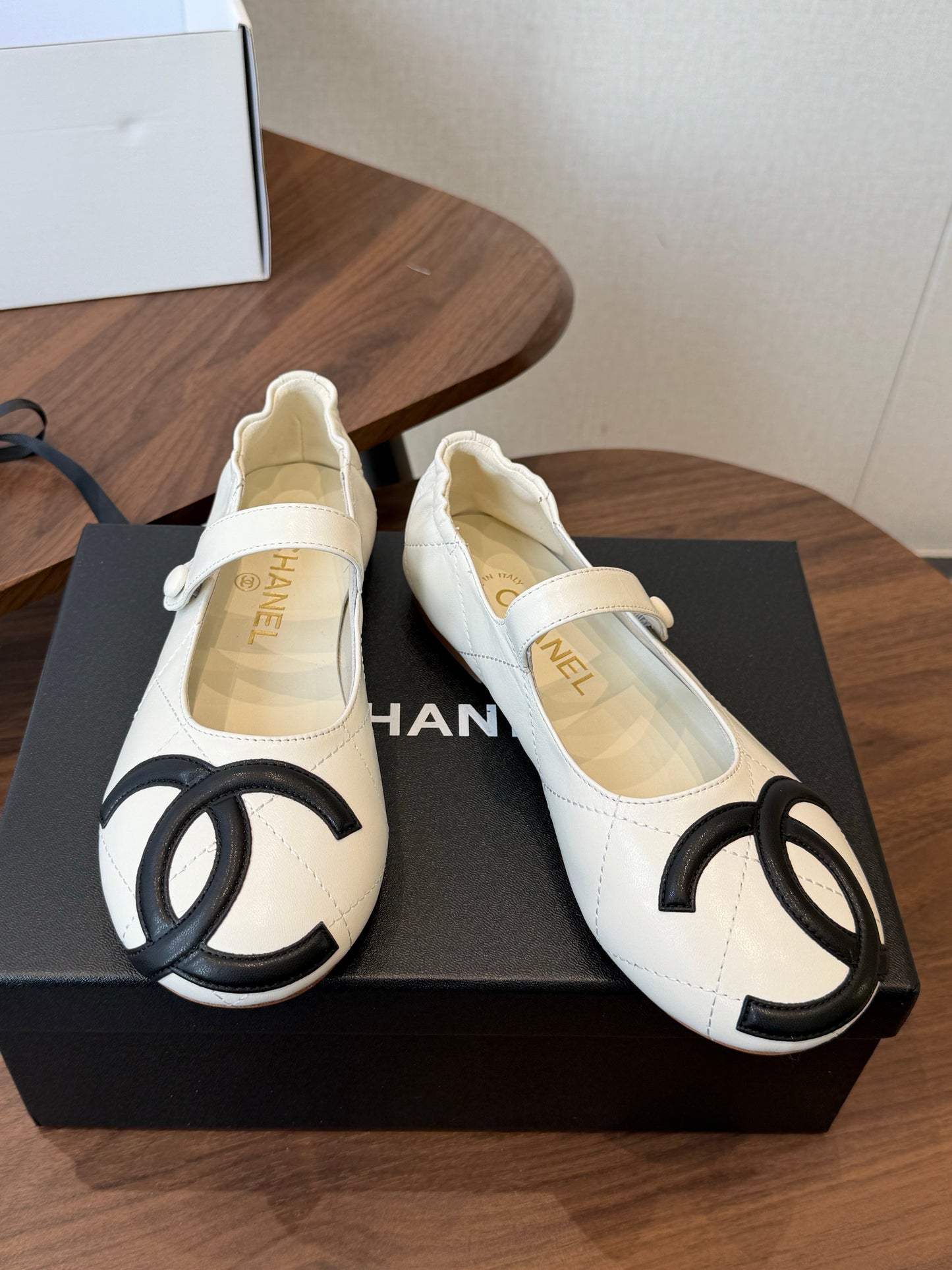 Chanel 2026 Ballet Flats Sheepskin 833983