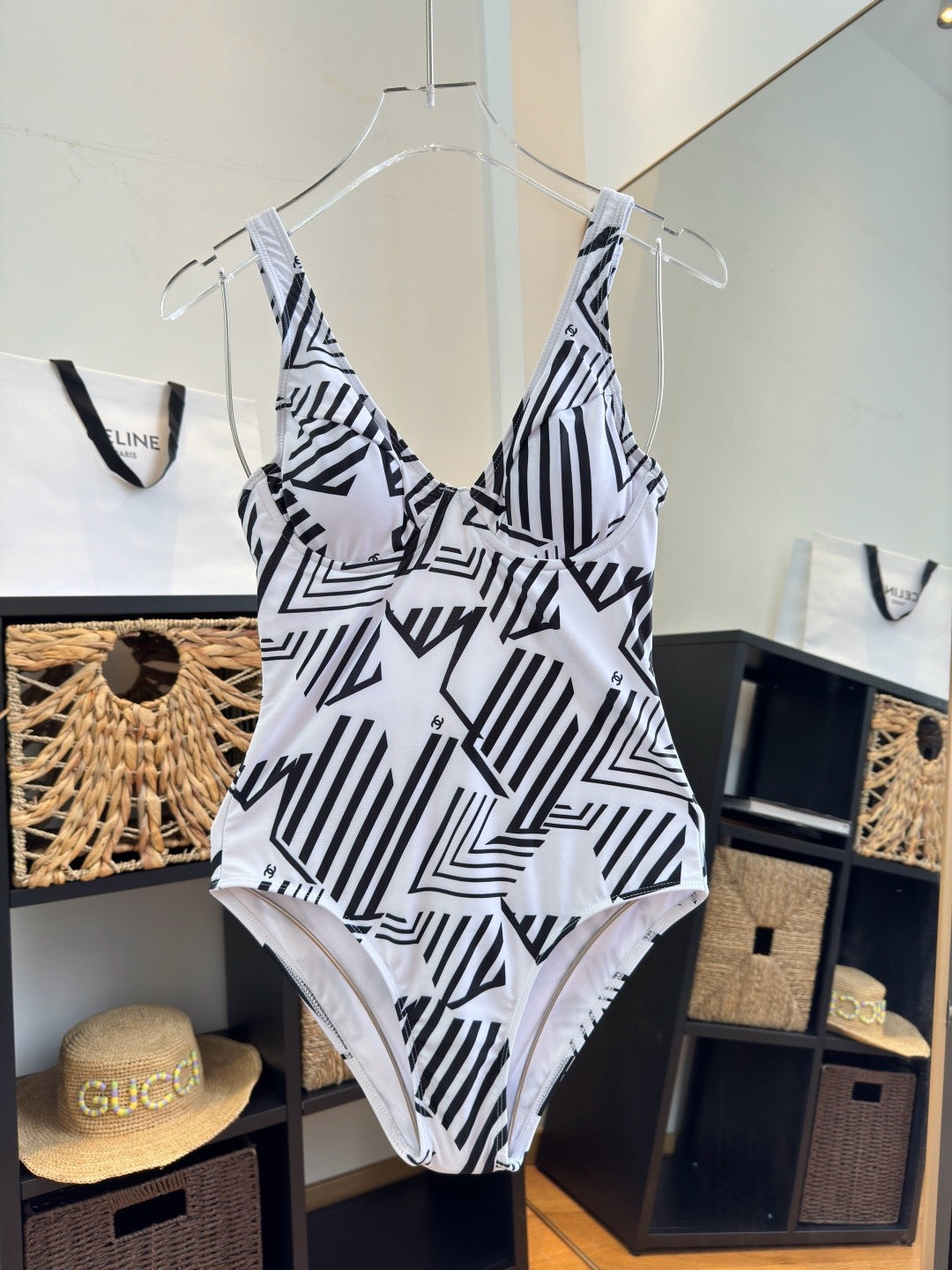 Chanel One-Piece Bikini 341681