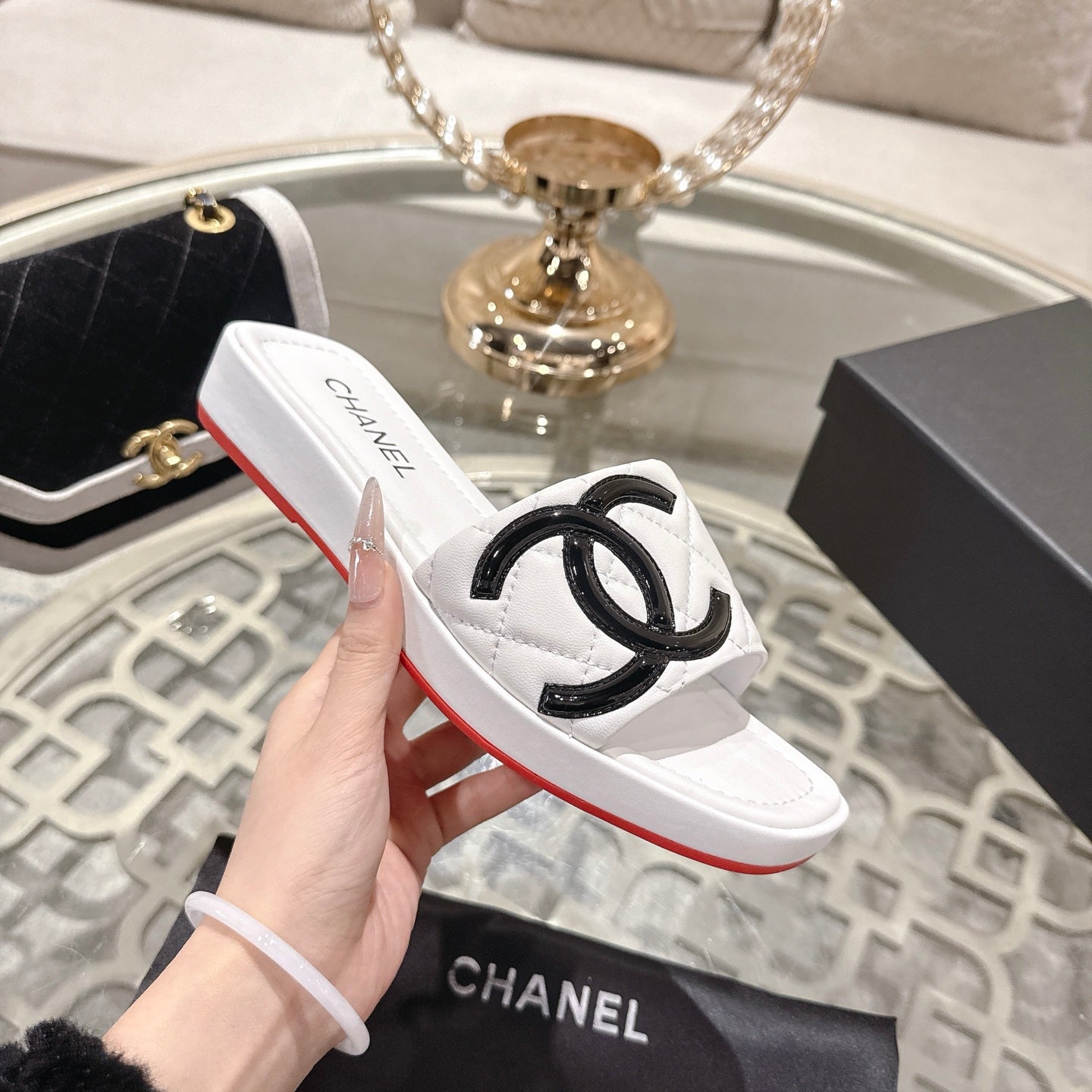 CC 26s Platform Slippers White Black Sheepskin 627073