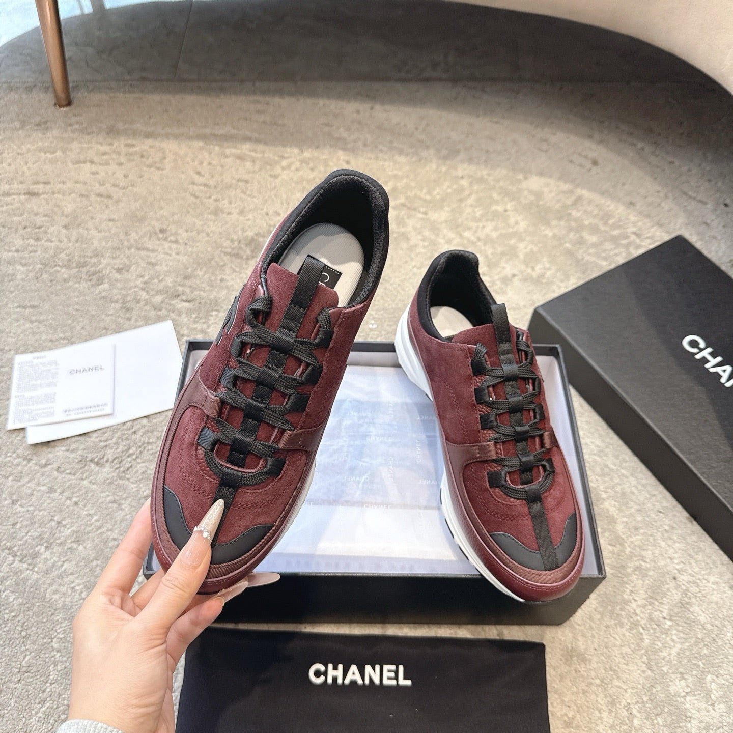 CC 26s Sneaker Burgundy Suede 647431