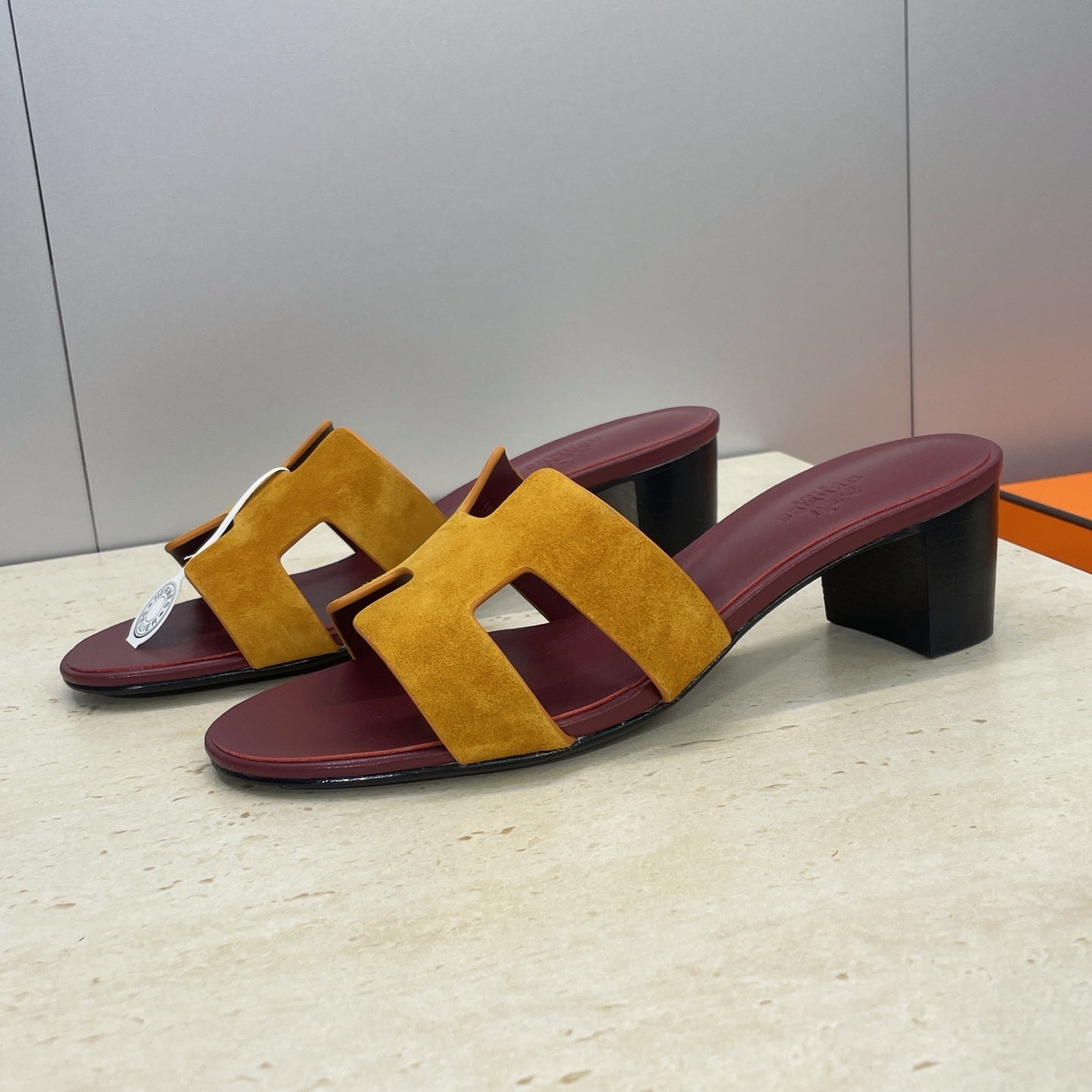 HM 26ss Oran Sandals 45 Yellow Brown Suede Cowhide 607216