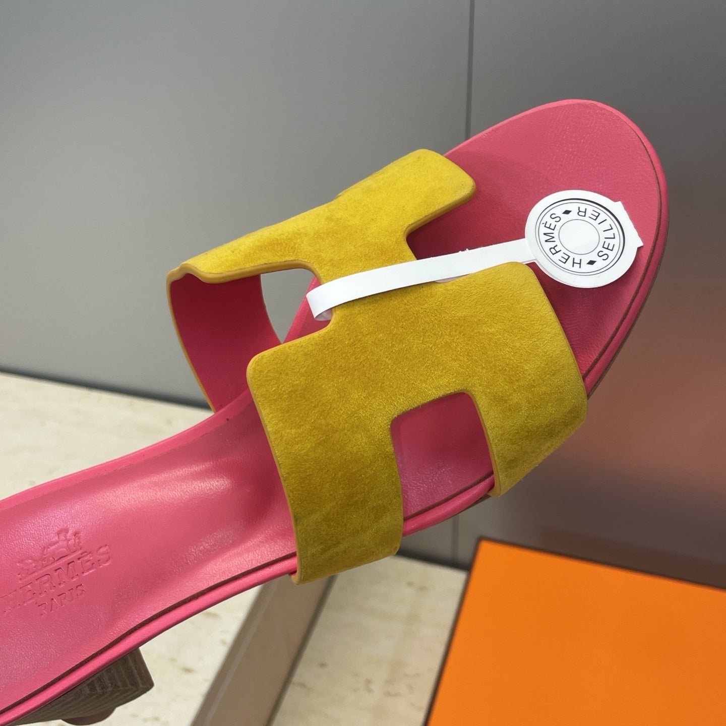 HM 26ss Oran Sandals 45 Pink Yellow Suede Cowhide 607218