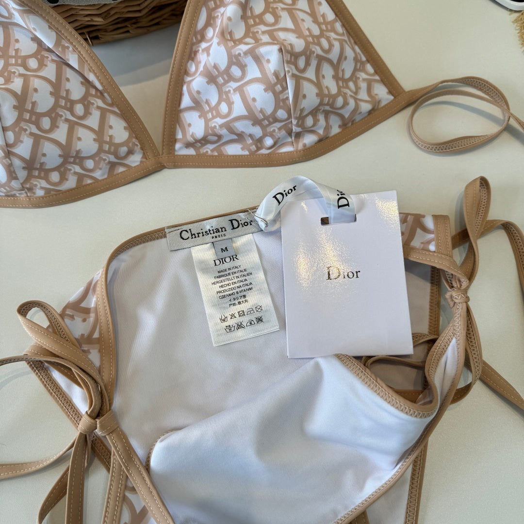 CD 26s Two-Piece Bikini Begie in Polyamide 241814