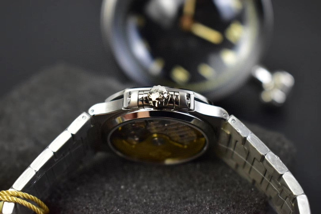 PATEK Nautilus 35mm Silver Black Dial