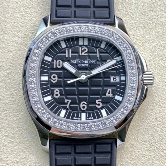 PATEK Aquanaut 35.6mm Black Diamond