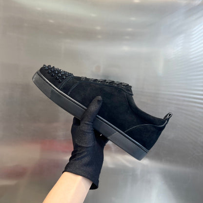 Christian Louboutin Louis Junior Spikes Black Suede 686349