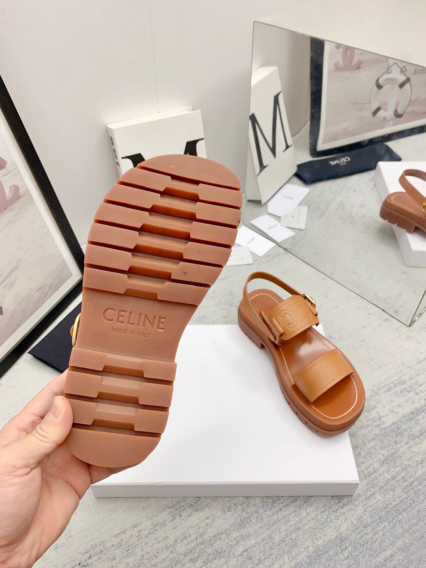 Celine 26 Clea Triomphe Retro-Chic Sandals Calfskin Leather 732451