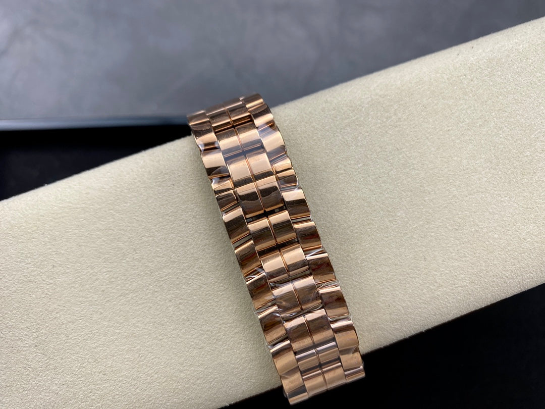 Happy Diamonds 36mm Pink Gold Deep Blue Dial