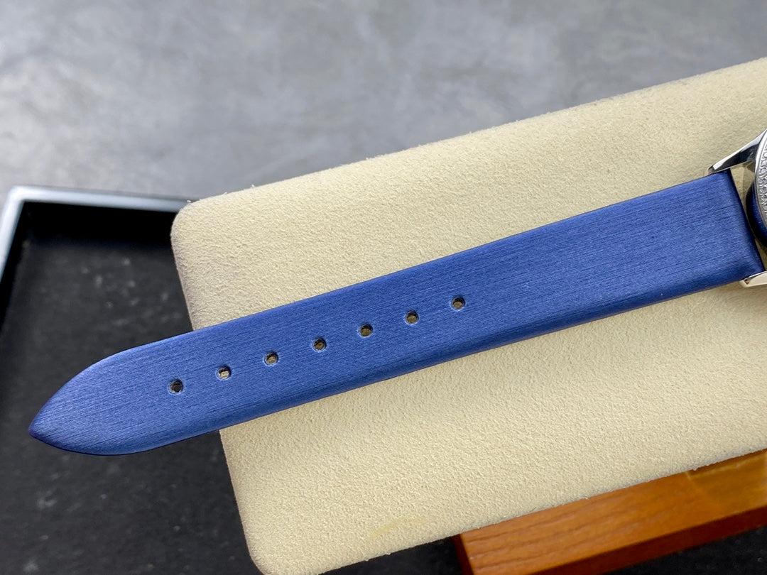 PATEK Calatrava 33mm Silver Blue Dial