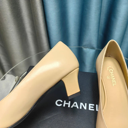 Chanel 2026 Bow Pump Leather Fabric 711666