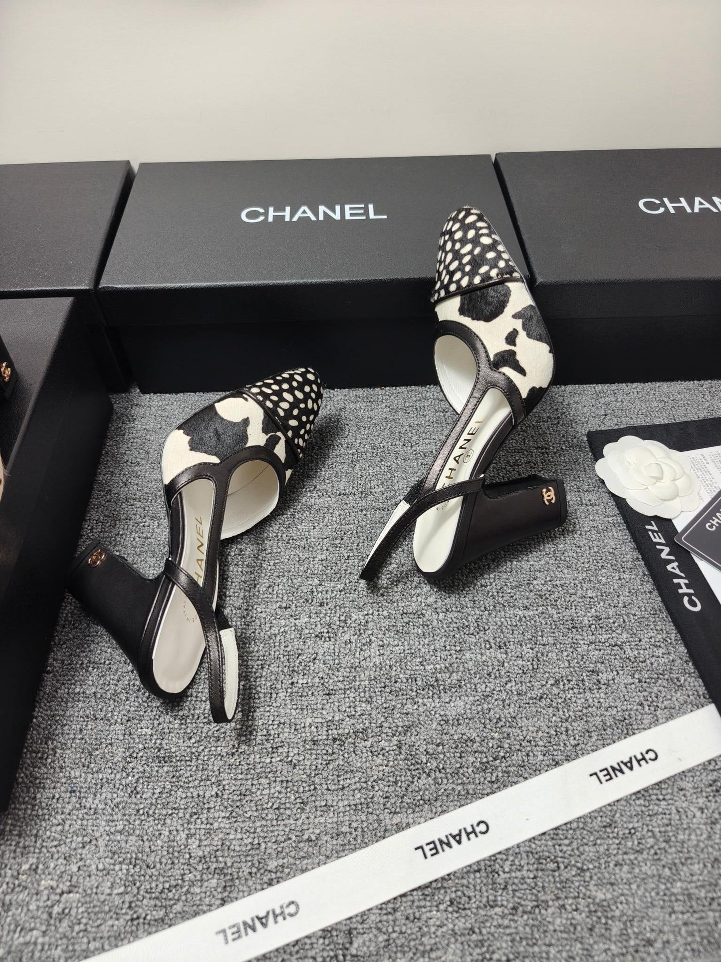 Chanel 2026 Slingback Black White Horsehair Calfskin 696631