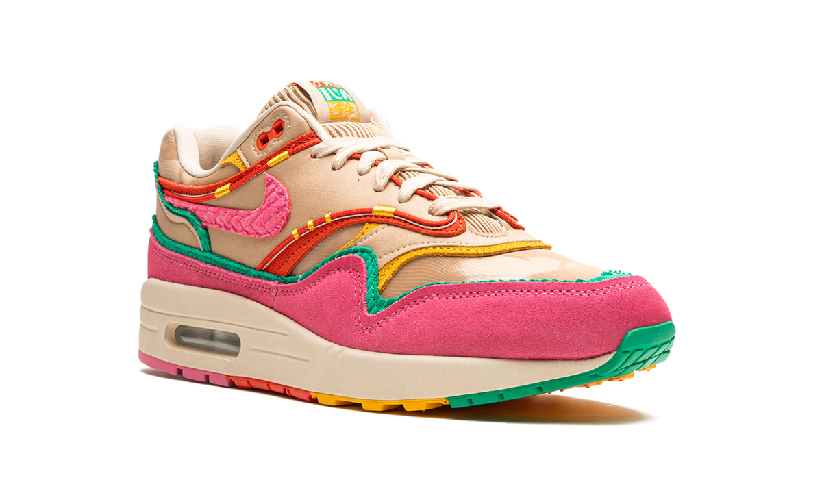 Air Max 1 "Familia" FN0598 200