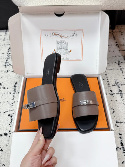Hermes 2026 Giulia Sandal Calfskin