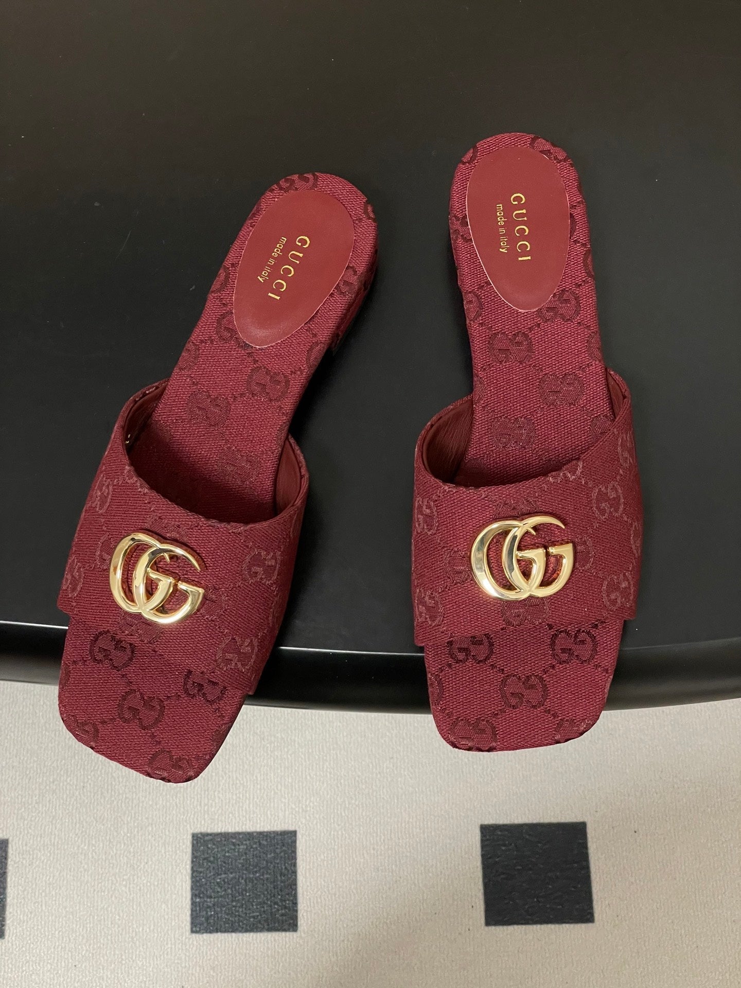 GG 26ss Flat Slippers  Canvas Monogram