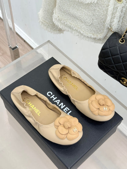 CC 2026  Double C Camellia Ballet Flat Sheepskin