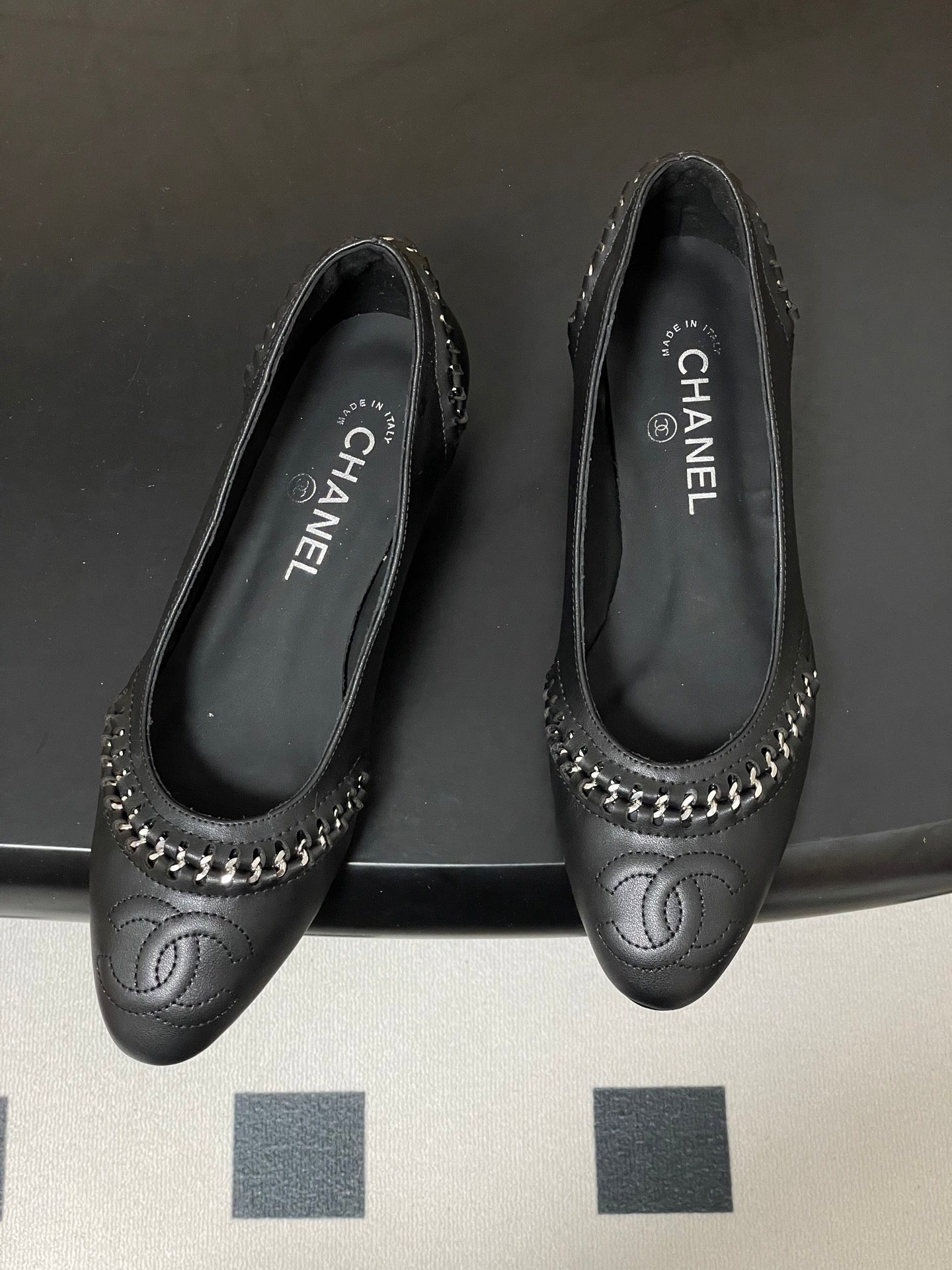 CC 2026 Embroidered Ballet Flat Sheepskin
