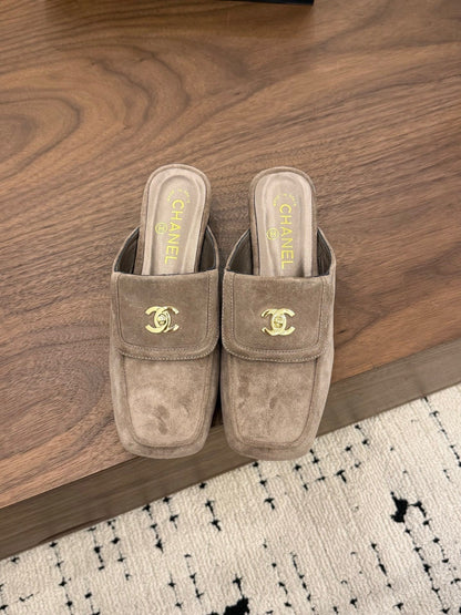 Chanel 2026 Double C Buckle Square Toe Mule 857282