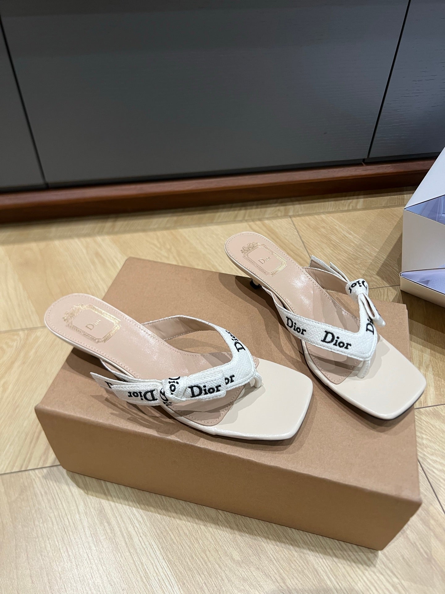 Dior 2026 J'Adior Thong Sandal Fabric Leather 845396