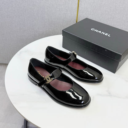 Chanel 2026 Ballet Flat Glossy Leather 904496