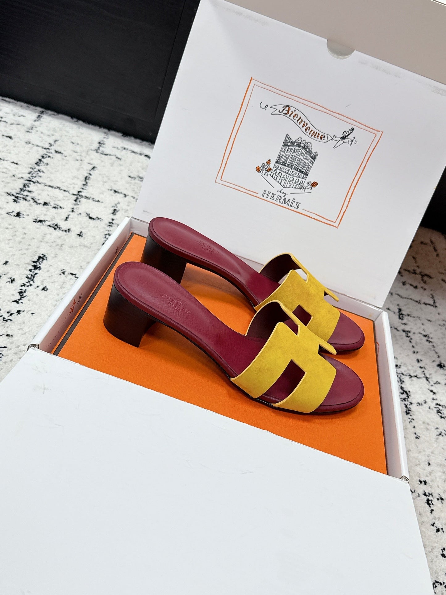 HM 26ss High-Heeled Sandals 50 Burgundy Yellow Cowhide 617229