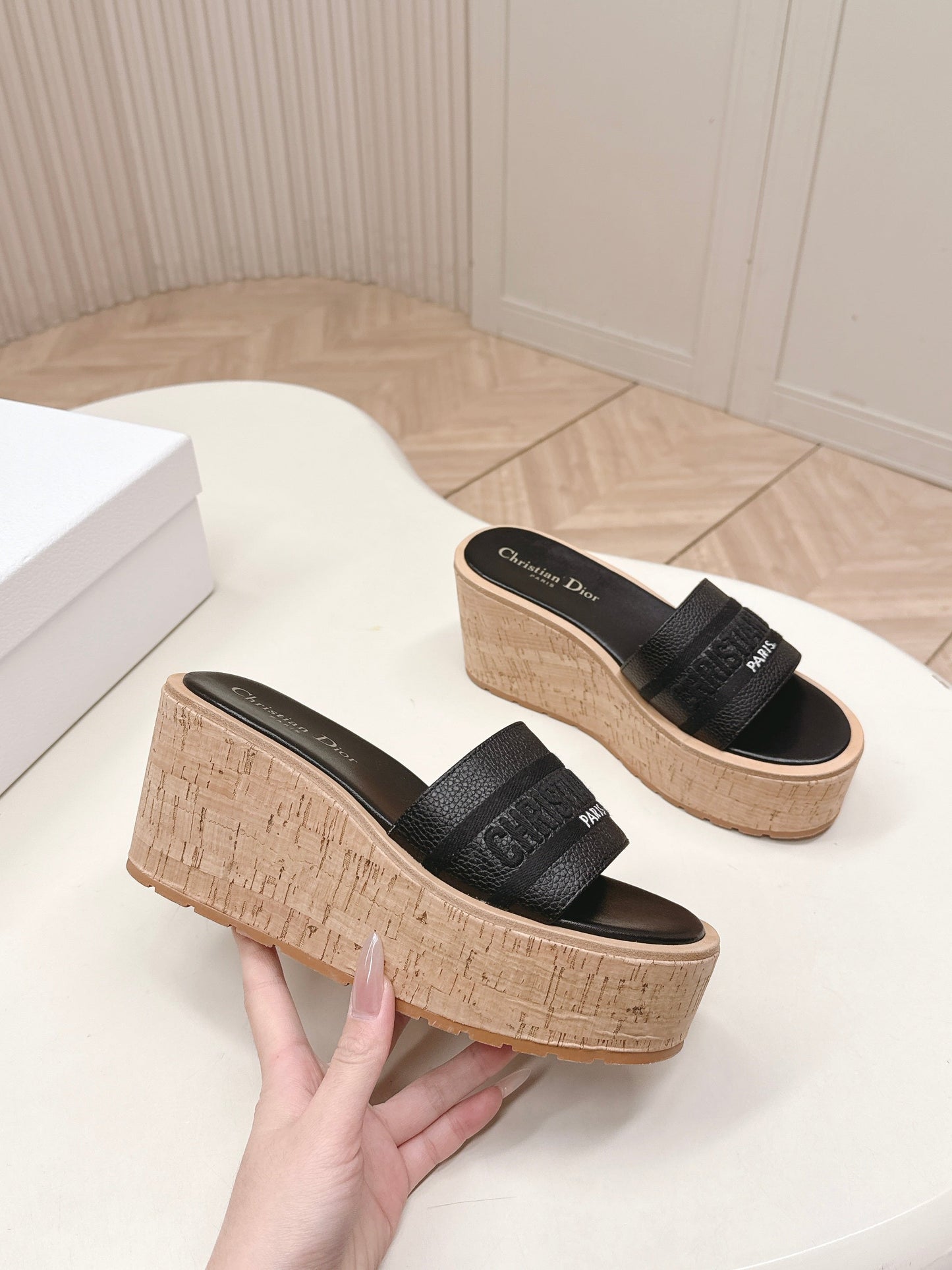 CD 26s  Platform Sandals 85 Black Cowhide 643779
