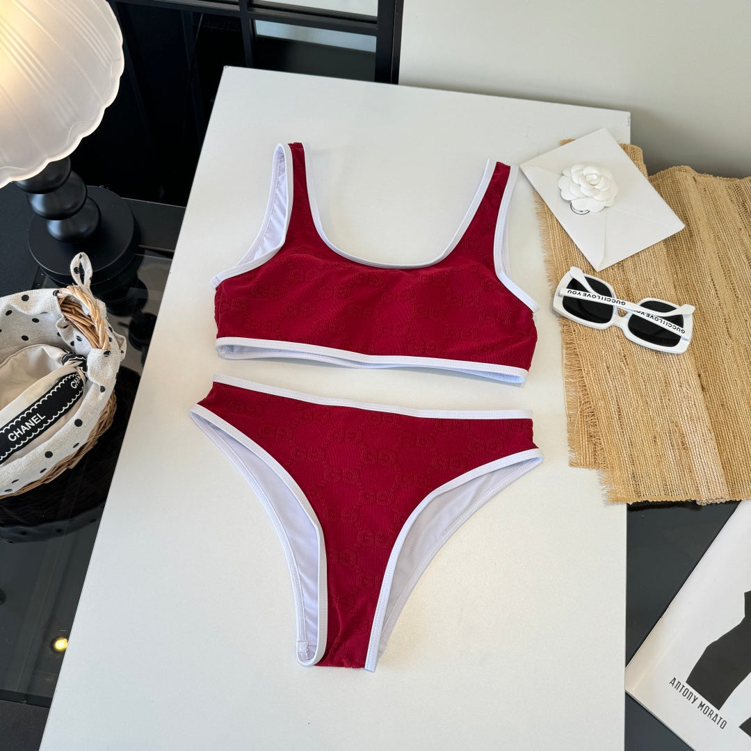Gucci 26s Two-Piece Red Cotton 184235