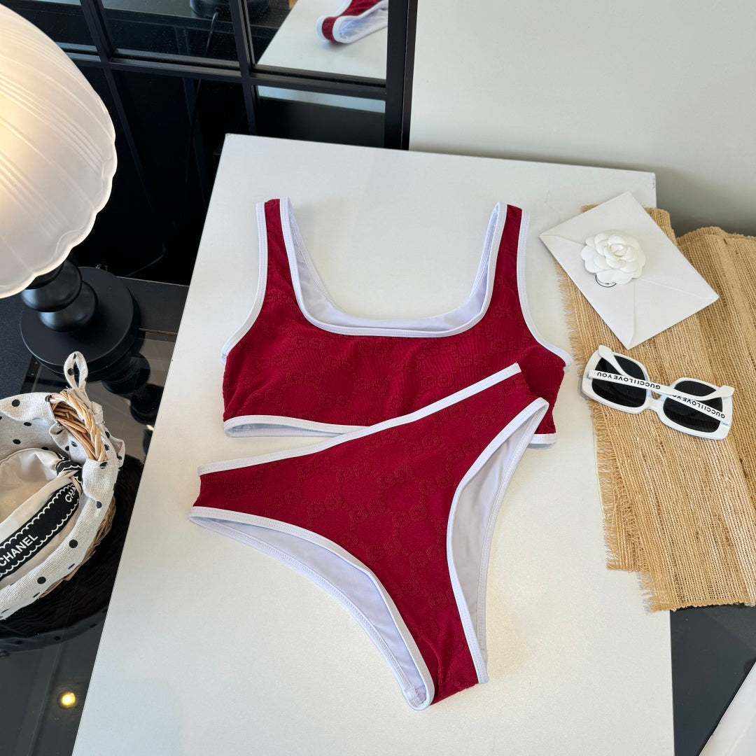 Gucci 26s Two-Piece Red Cotton 184235