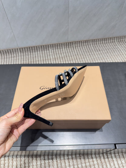CL 26SS High Heeled Sandals 100 Black Beige Sheepskin 613826