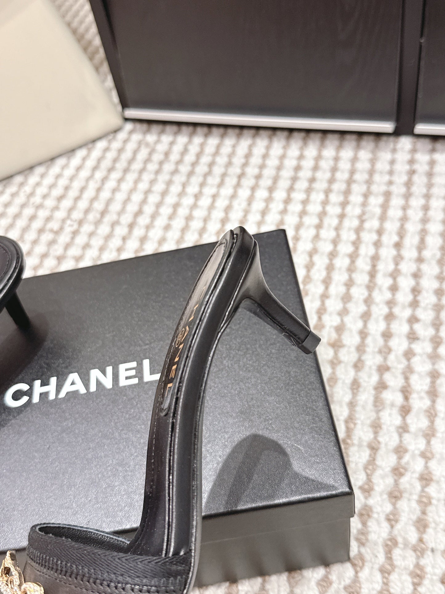 CC 26s Stiletto Sandals 55 Black Leather 652573