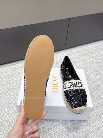 CD 26s Loafers Embroidery Black Canvas 653272