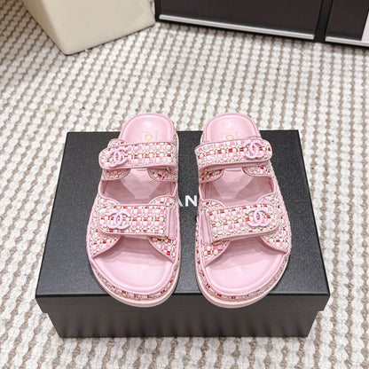 CC 26s Sandals Light Pink Leather Raffia 632393