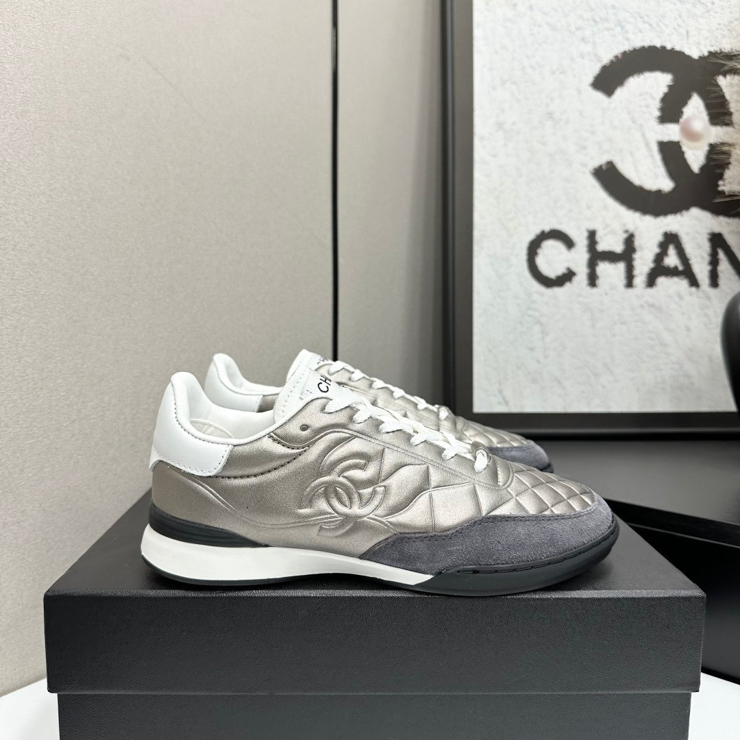 CC 26s Casual Sneakers Gold Metallic Gray Suede Cowhide 626458
