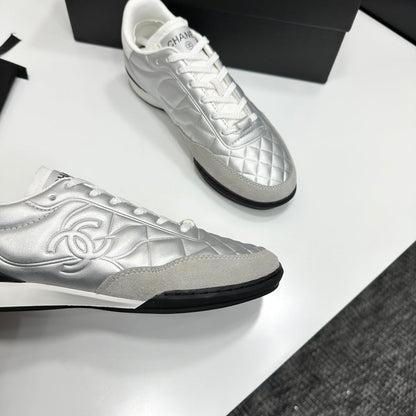 CC 26s Casual Sneakers Sliver Metallic Suede Cowhide 626460