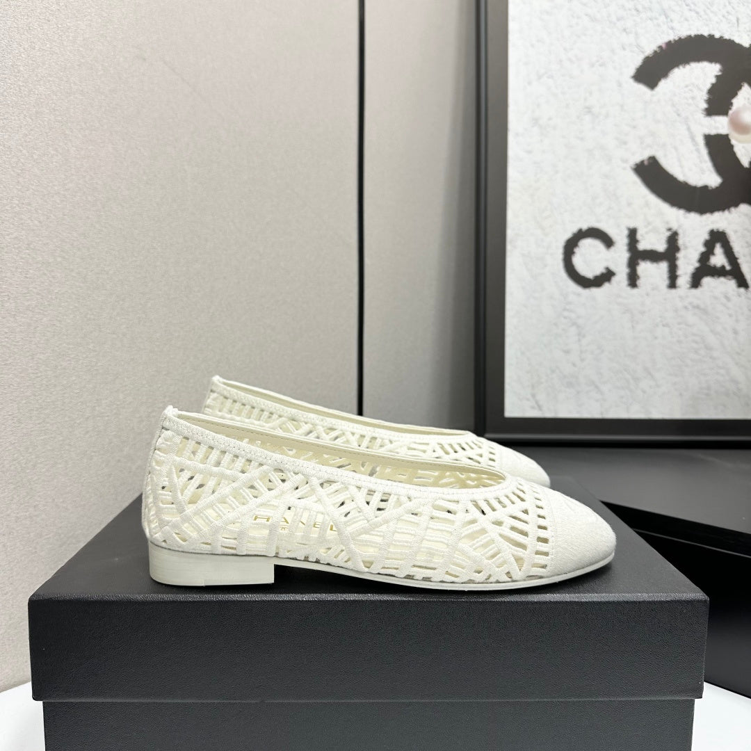 CC 26s Ballet Flats Canvas Leather