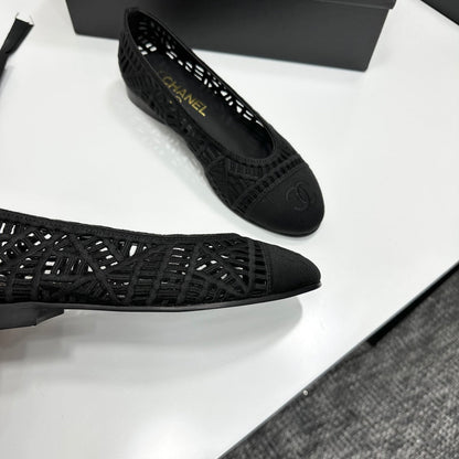 CC 26s Ballet Flats Black Canvas Leather 626301