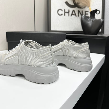 CC 26s Casual Sneakers Rhinestones Light Gray Mesh Sheepskin 626363