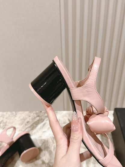 CC 26s Bow Sandals 55 Pink Cowhide 658466