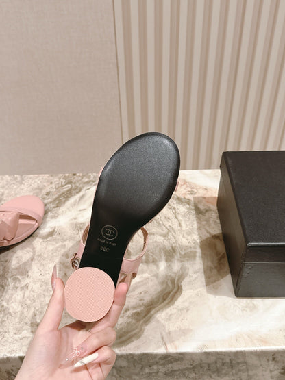CC 26s Bow Sandals 55 Pink Cowhide 658466