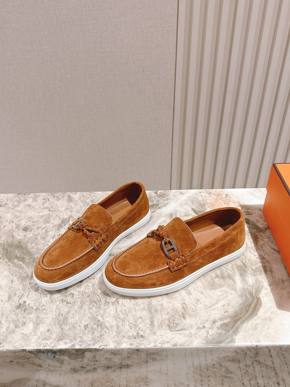 HM 25s Ignacio Loafer Caramel Suede Rubber 445341