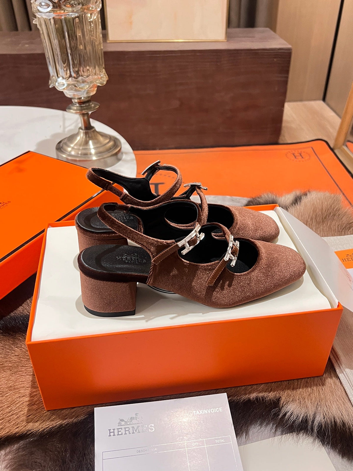 HM Jackie 50 Pump Brown Velvet 680231