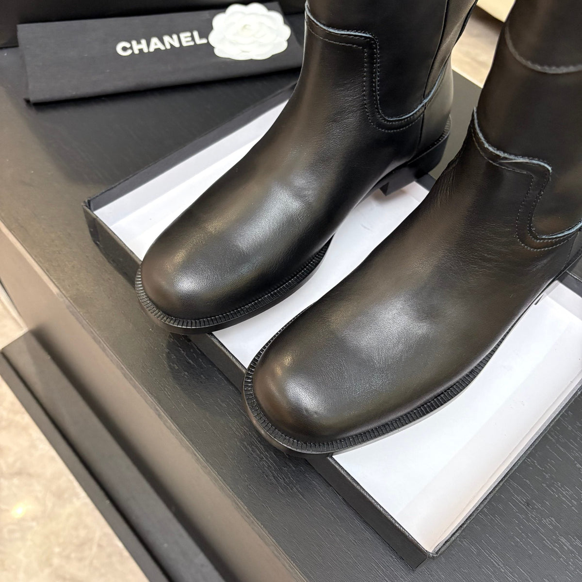 CC 2025 Short Boot Black Sheepskin 550659