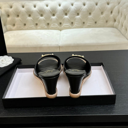 CC 2026 Wedge Sandals 65 Black Lambskin Gold Black Logo 667764