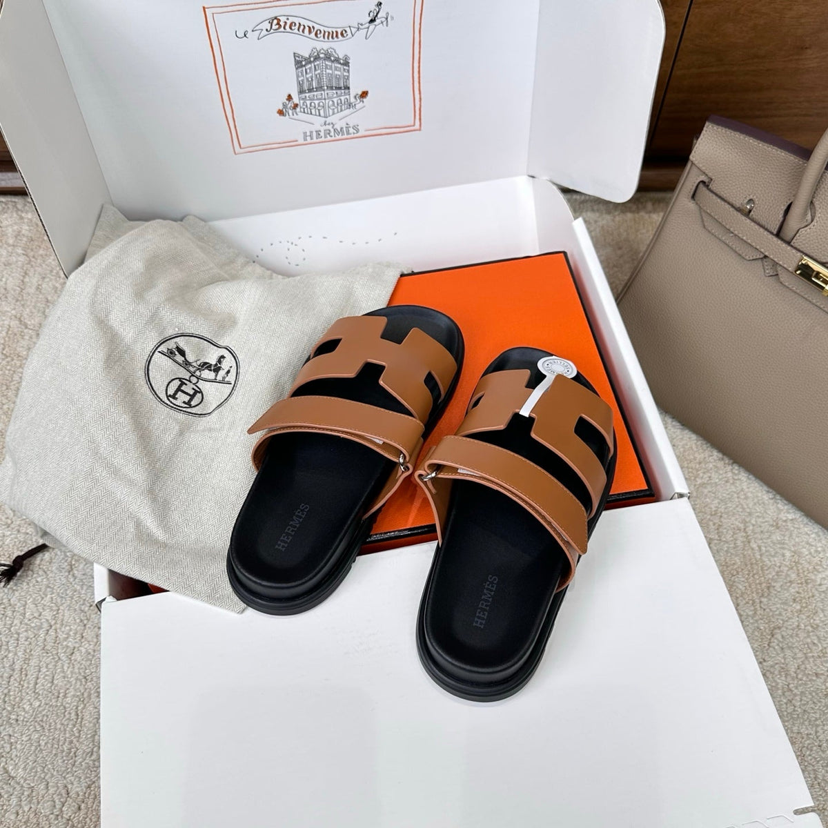 HM Chypre Sandal Black Tan Leather 862403
