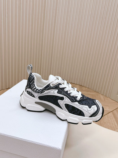 CD 26s Chrono Sneakers White Navy Blue Cowhide Mesh 643751