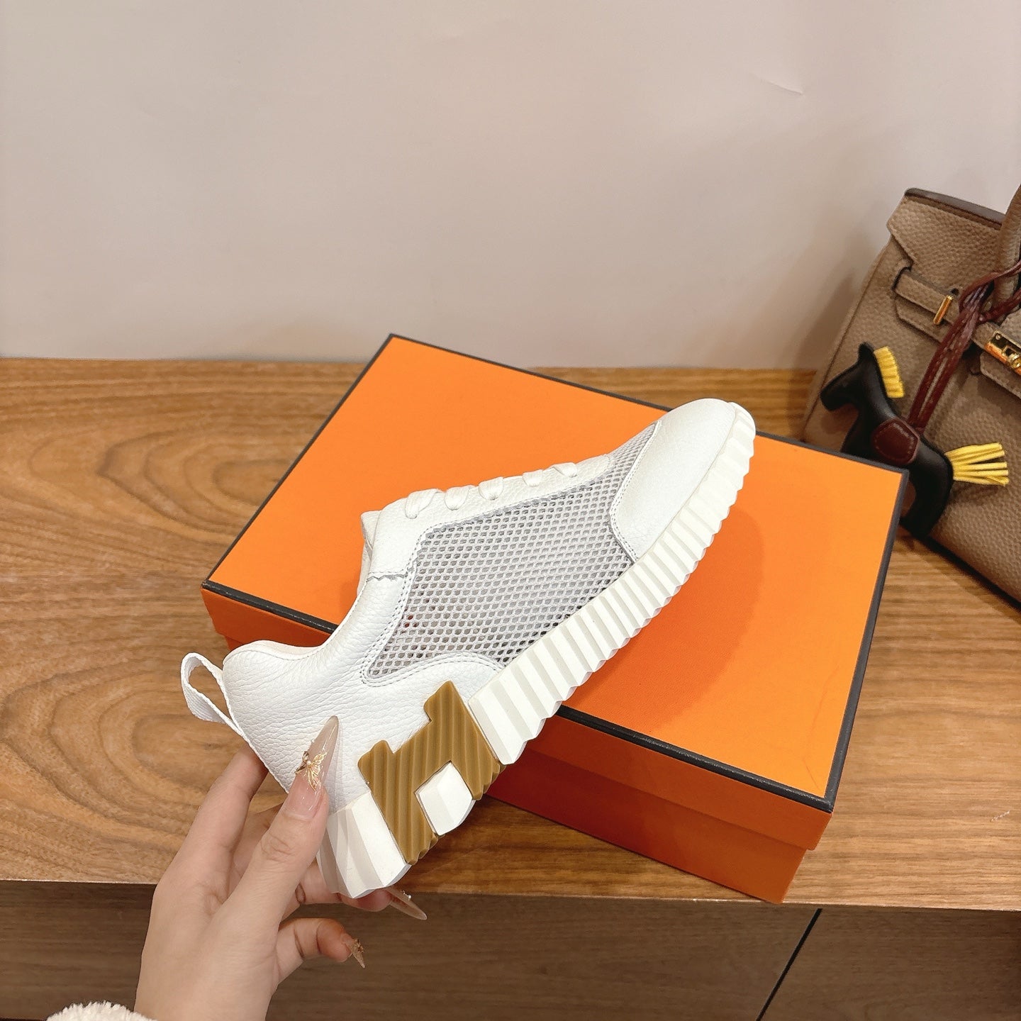 HM 26ss Sneakers White Gray Cowhide  Fabric 638567