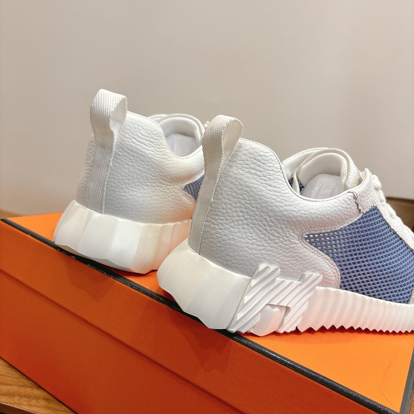 HM 26ss Sneakers White Blue Cowhide  Fabric 638566