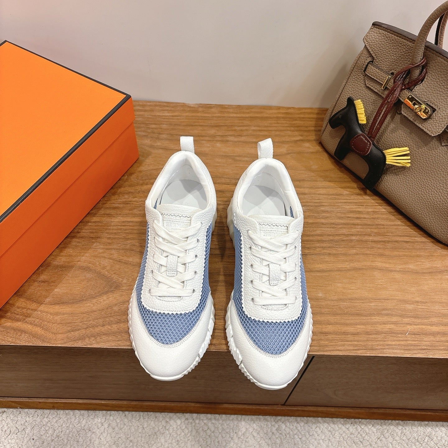 HM 26ss Sneakers White Blue Cowhide  Fabric 638566