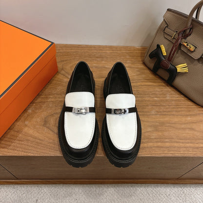 HM 26ss Loafers Black White Calfskin Sliver Buckle 638429