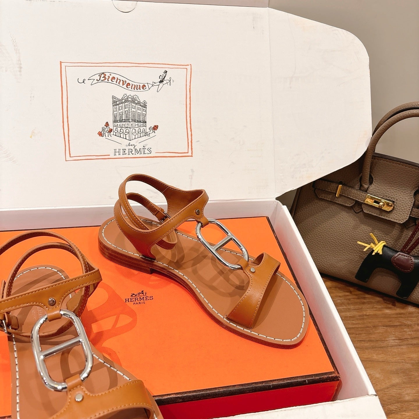 HM 26ss Sandals Camel Brown Genuine Leather 638534
